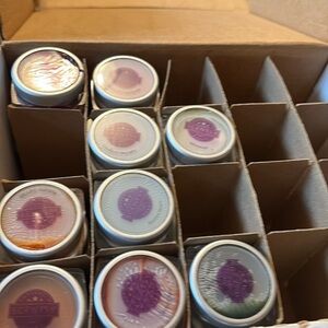 Sensi diffuser without base and 45 scents.